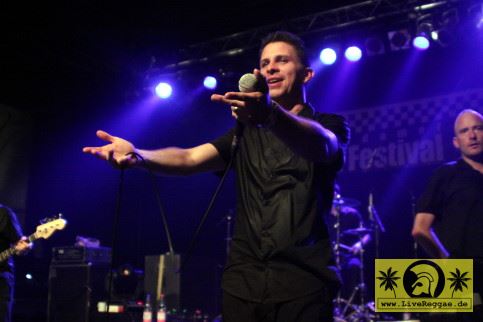 The Aggrolites (USA) 19. Potsdamer Ska Festival - Lindenpark 10. Juli 2009 (18).jpg